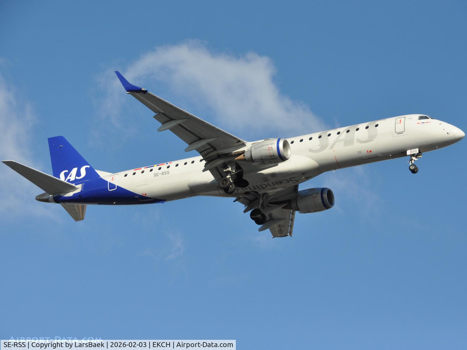 SE-RSS, 2011 Embraer ERJ-195LR (ERJ-190-200LR) C/N 19000437, RWY12 from Maglebo