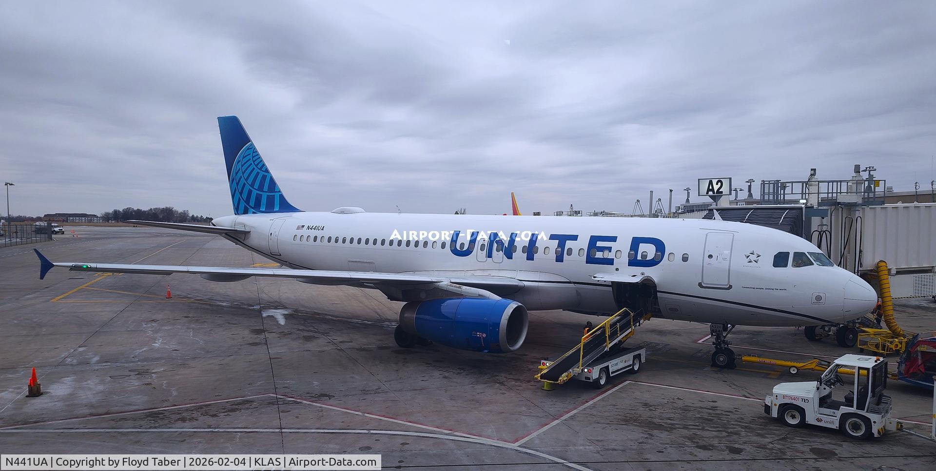 N441UA, 1997 Airbus A320-232 C/N 751, At KLAS