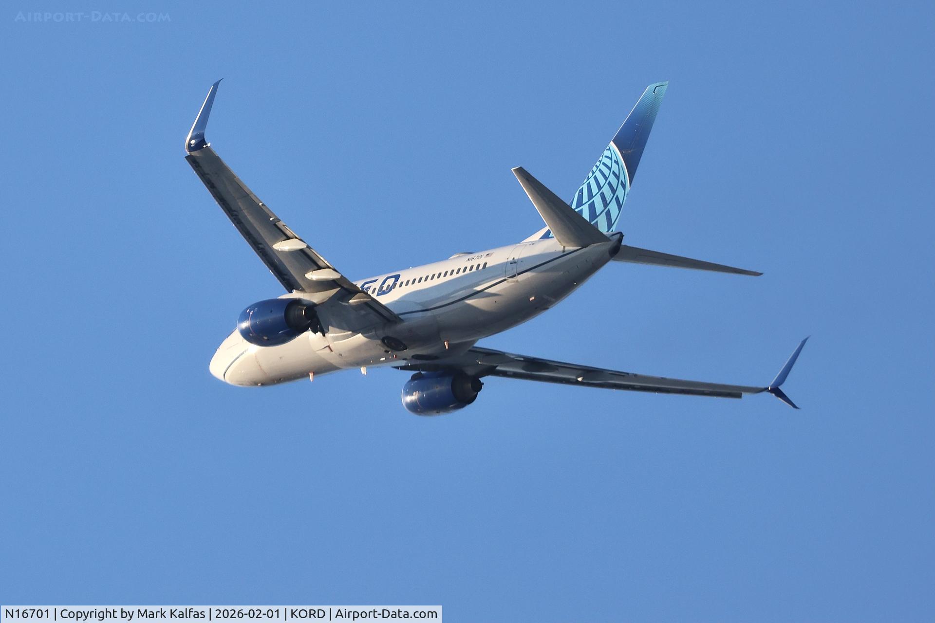 N16701, 1998 Boeing 737-724 C/N 28762, B737 United Airlines Boeing 737-724 N16701 UA2207 ORD-OMA