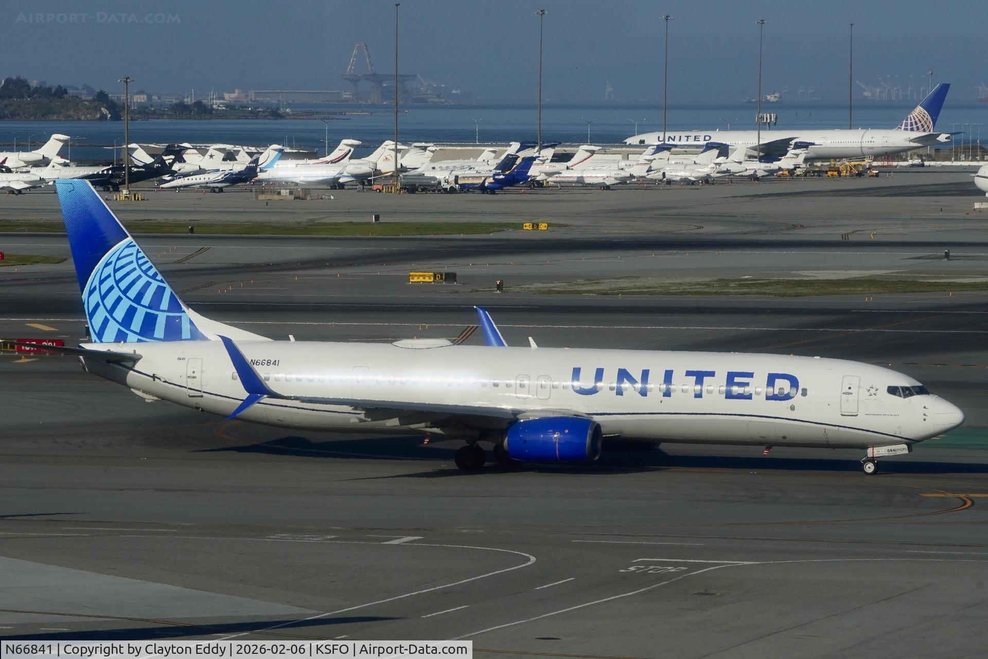 N66841, 2015 Boeing 737-924/ER C/N 42182, Sky Terrace Super Bowl weekend SFO 2026