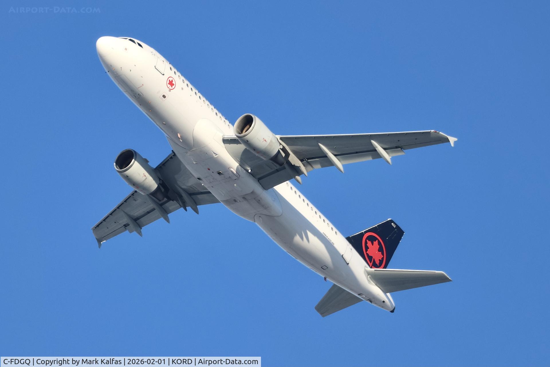 C-FDGQ, 1969 Cessna 172K Skyhawk C/N 17258090, A320 Air Canada Airbus A320 C-FDGQ ACA1049 ORD-YVR 689A1535.JPG