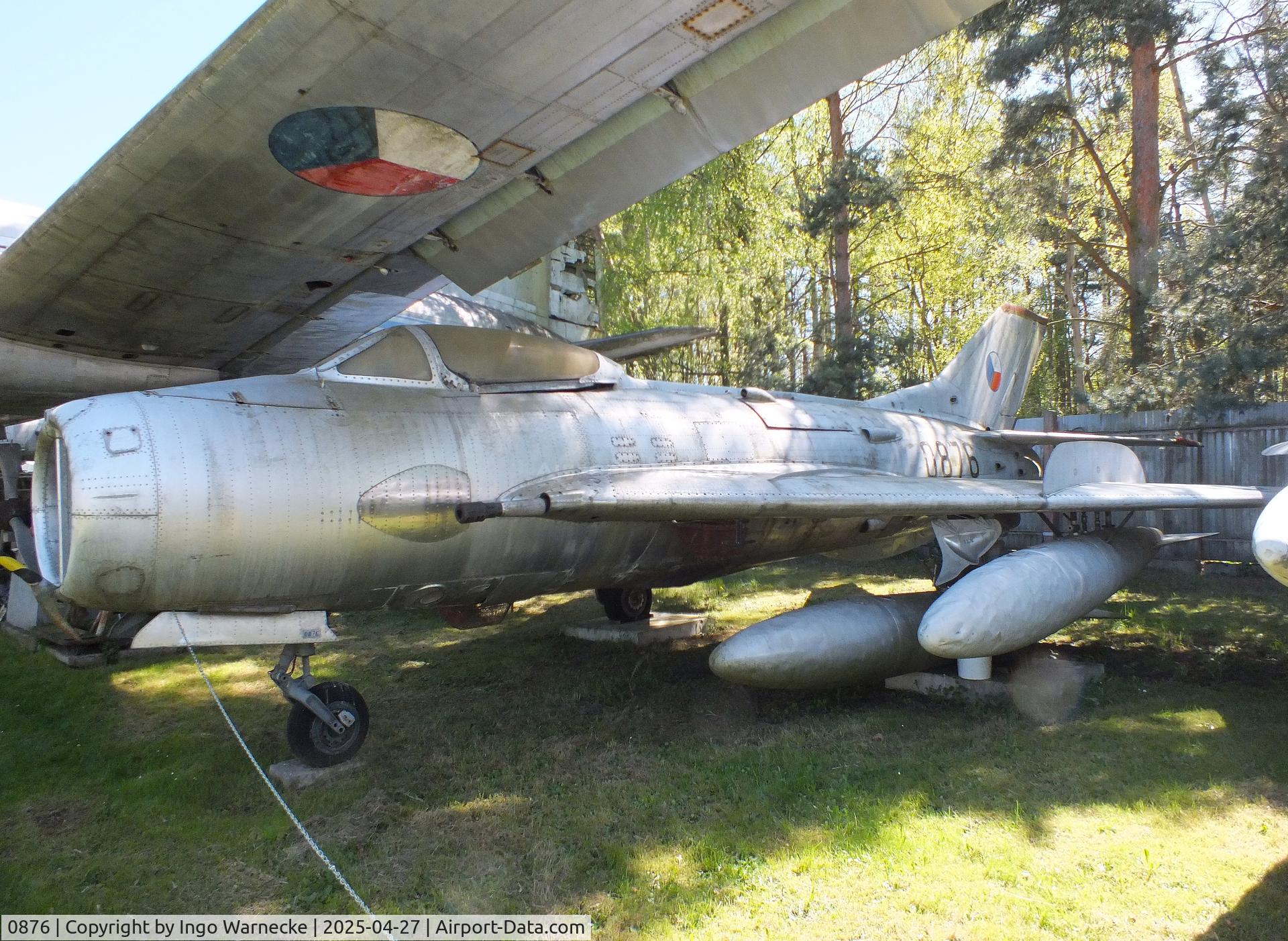 0876, Mikoyan-Gurevich MiG-19S C/N 650876, Mikoyan-Gurevich MiG-19S FARMER-C at the Air Park Zruč-Senec