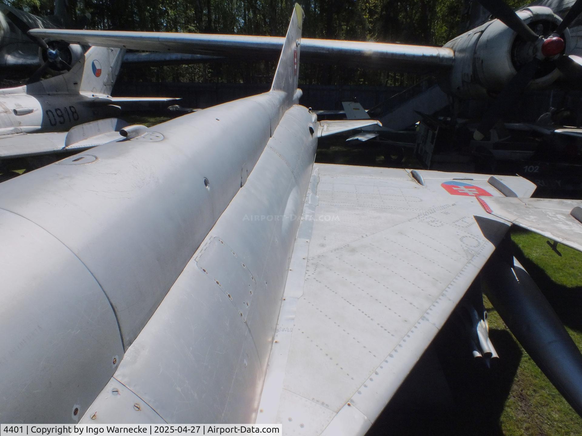 4401, Mikoyan-Gurevich MiG-21MF C/N 964401, Mikoyan i Gurevich MiG-21MF FISHBED-J at the Air Park Zruč-Senec #c