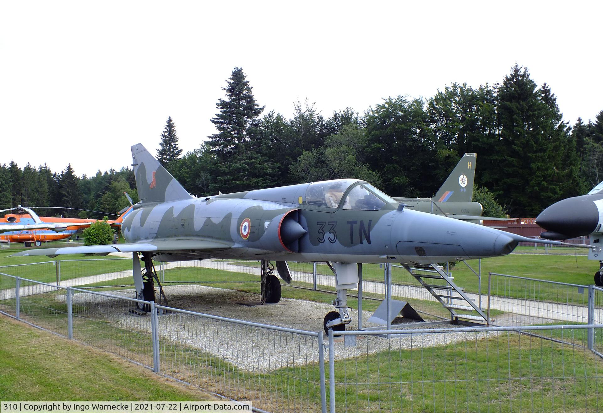 310, Dassault Mirage IIIR C/N 310, Dassault Mirage III R (really c/n 310, displayed as '304') at the Flugausstellung P. Junior, Hermeskeil