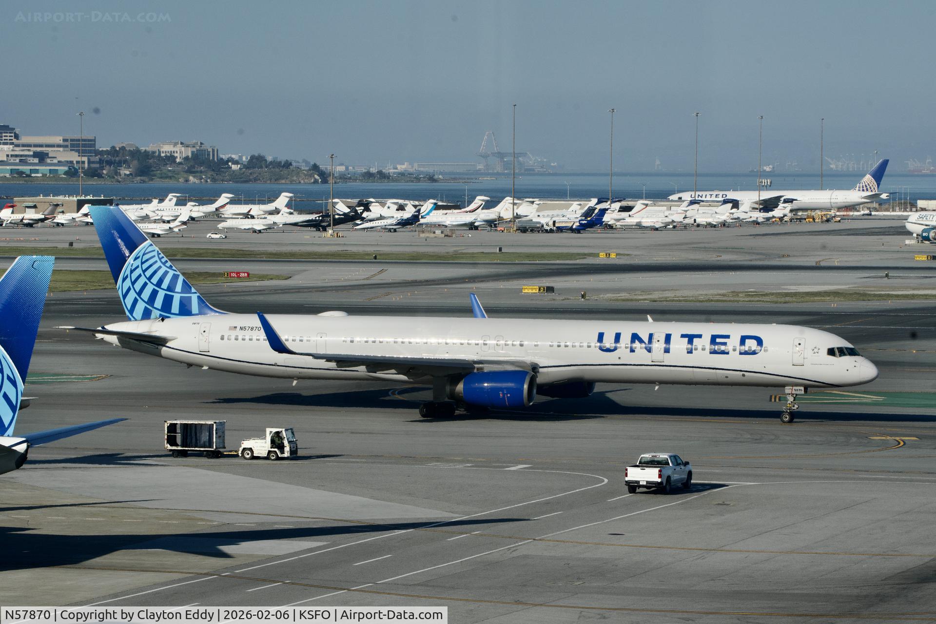 N57870, 2003 Boeing 757-33N C/N 33525, Sky Terrace Super Bowl weekend SFO 2026