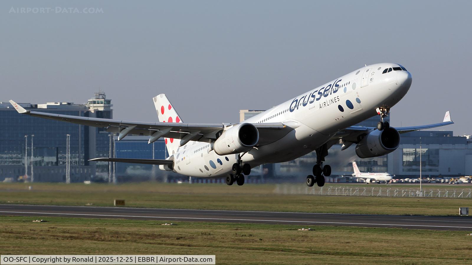 OO-SFC, 2007 Airbus A330-343X C/N 895, at ebbr