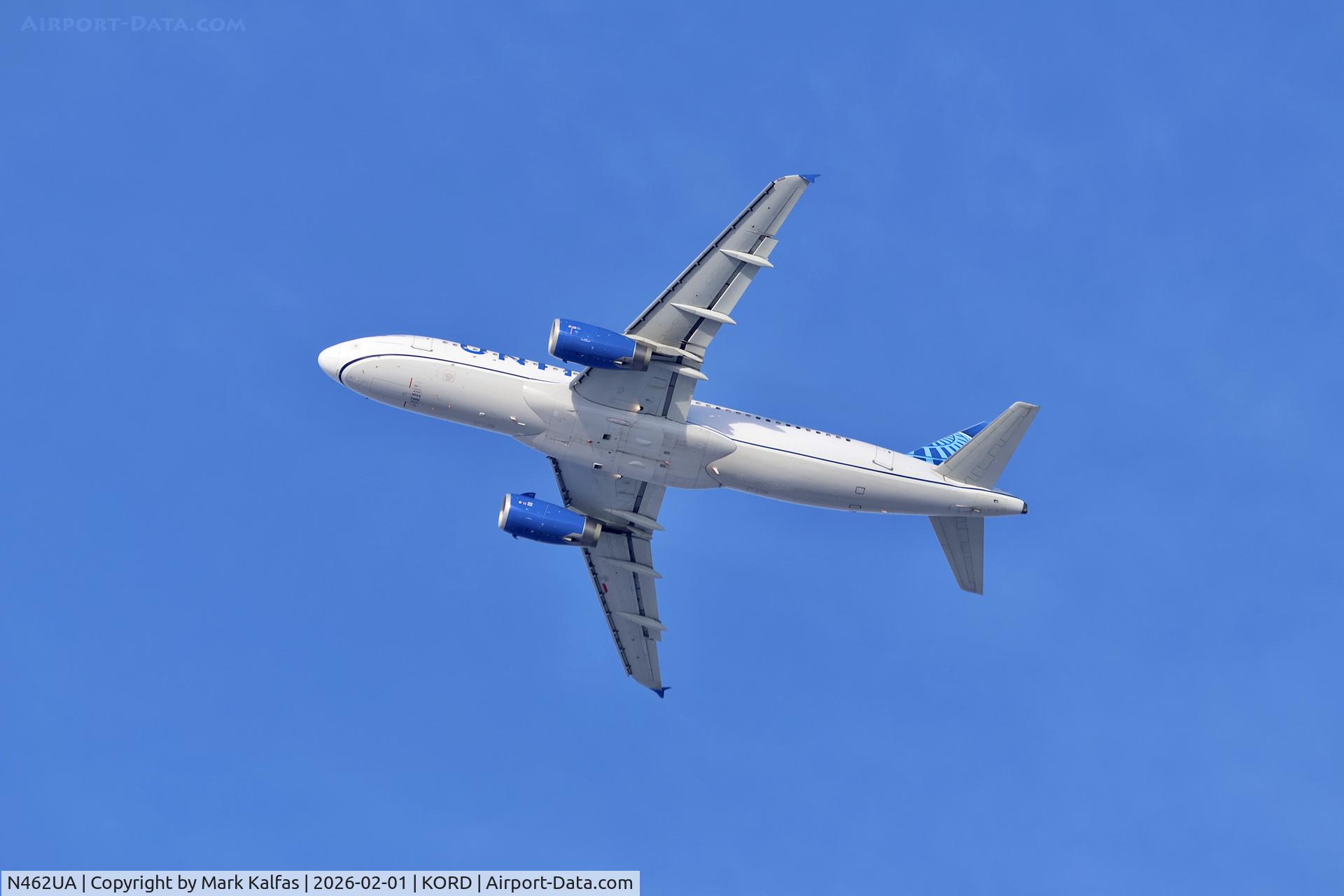 N462UA, 2000 Airbus A320-232 C/N 1272, A320 United Airbus A320 N462UA UA1634 ORD-PHL