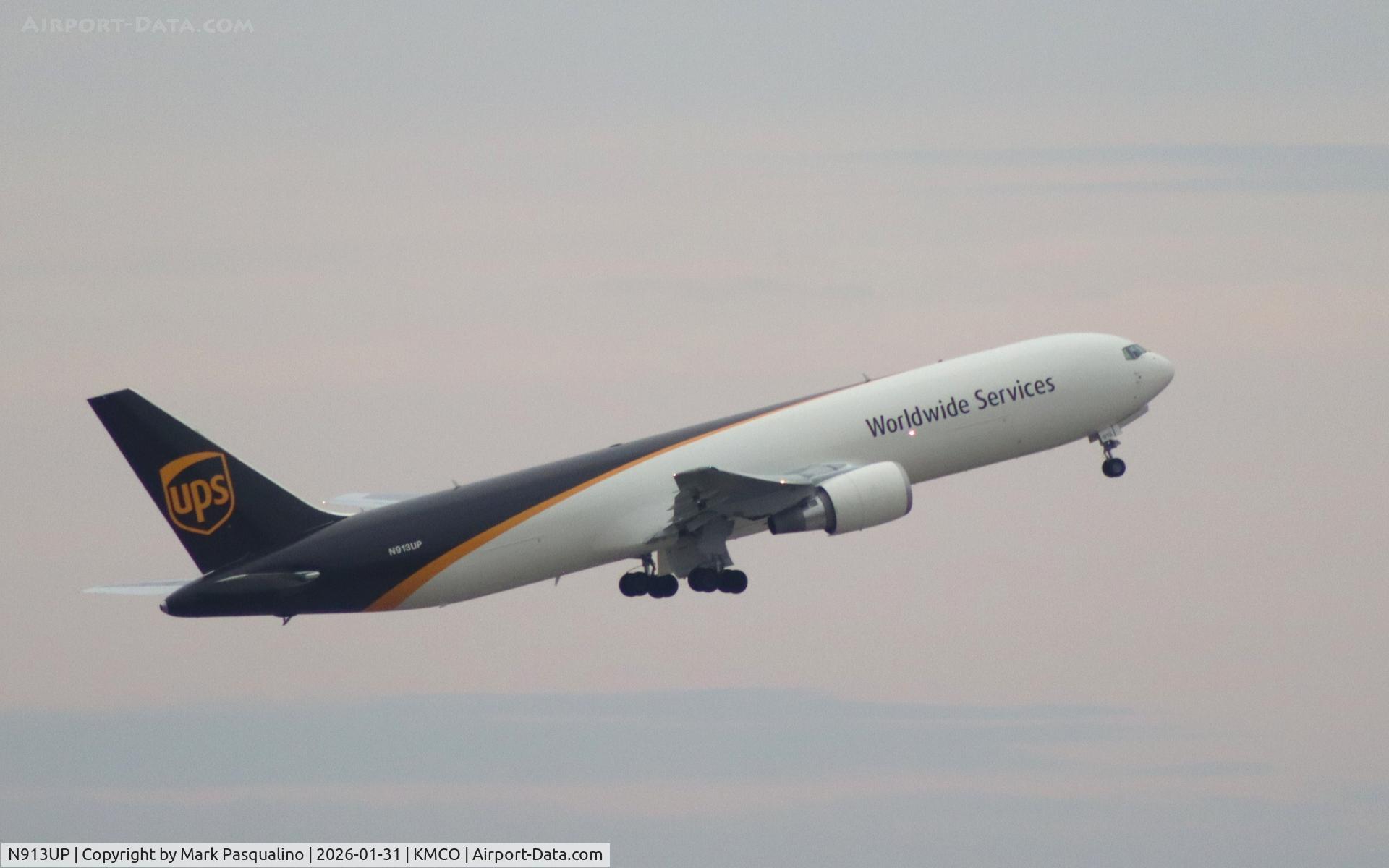 N913UP, 2025 Boeing 767-300F C/N 67982, Boeing767-300F