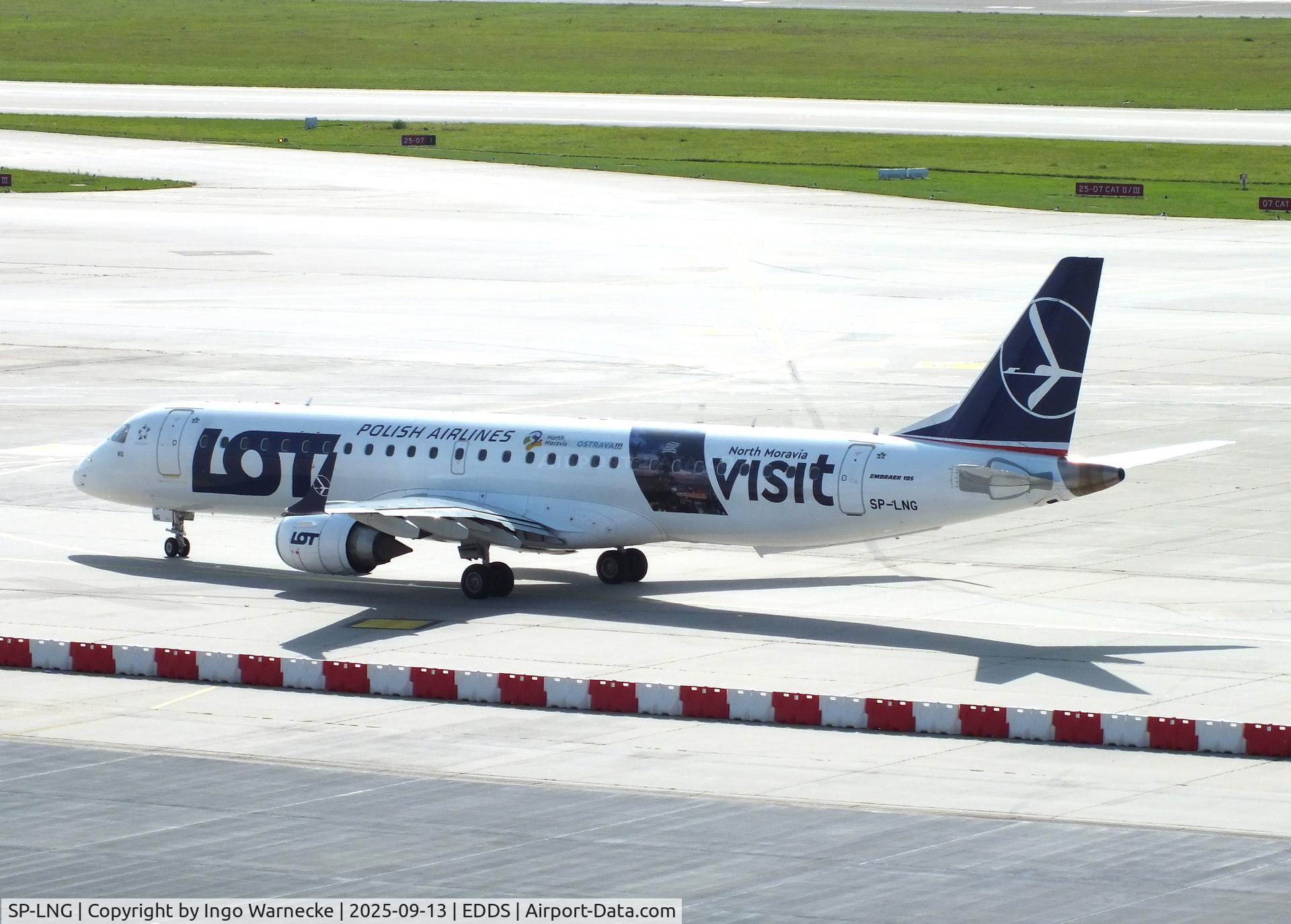 SP-LNG, 2008 Embraer ERJ 195AR C/N 19000237, EMBRAER ERJ-195-AR of LOT at Stuttgart airport
