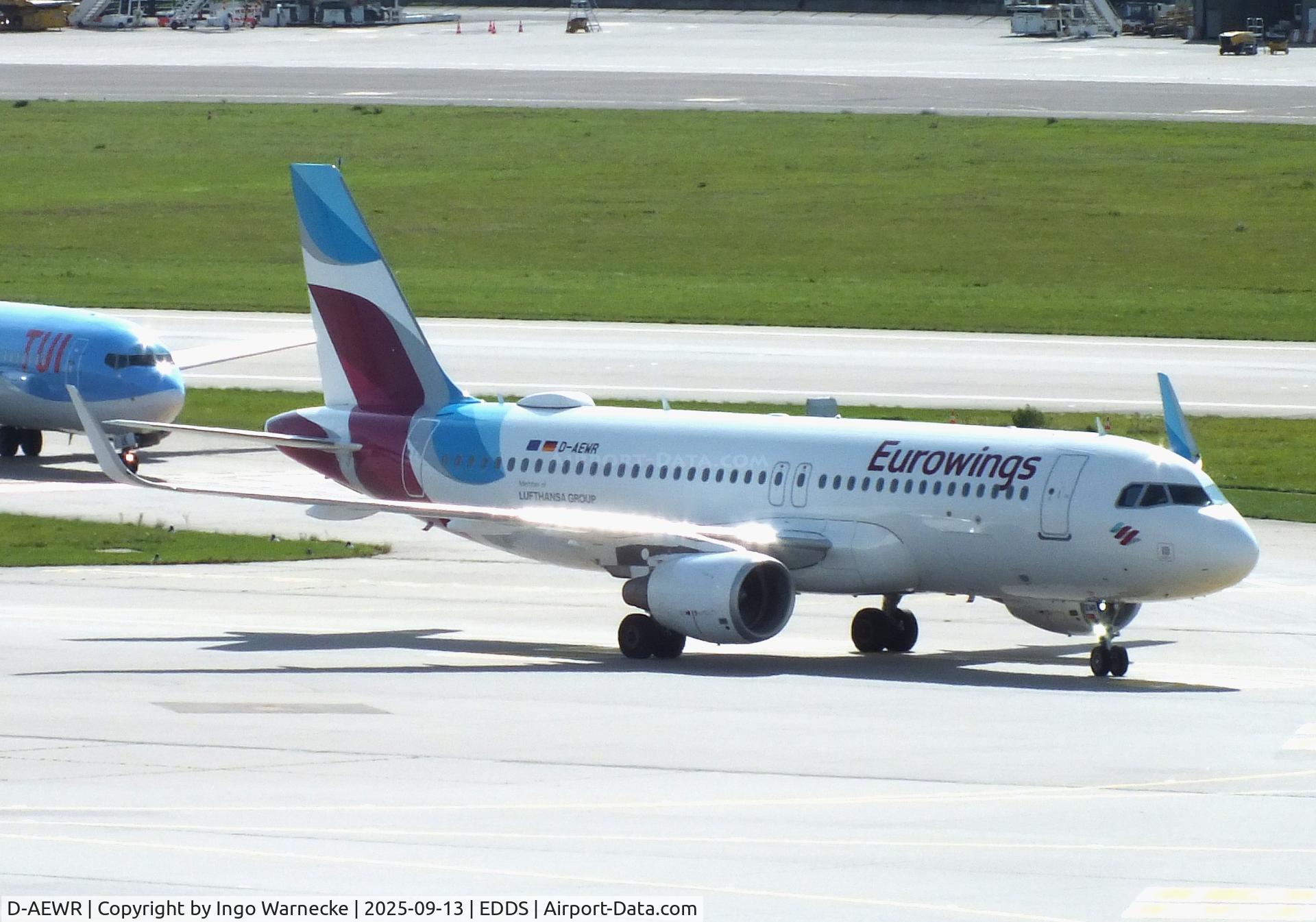 D-AEWR, 2016 Airbus A320-214 C/N 7412, Airbus A320-214 of Eurowings at Stuttgart airport
