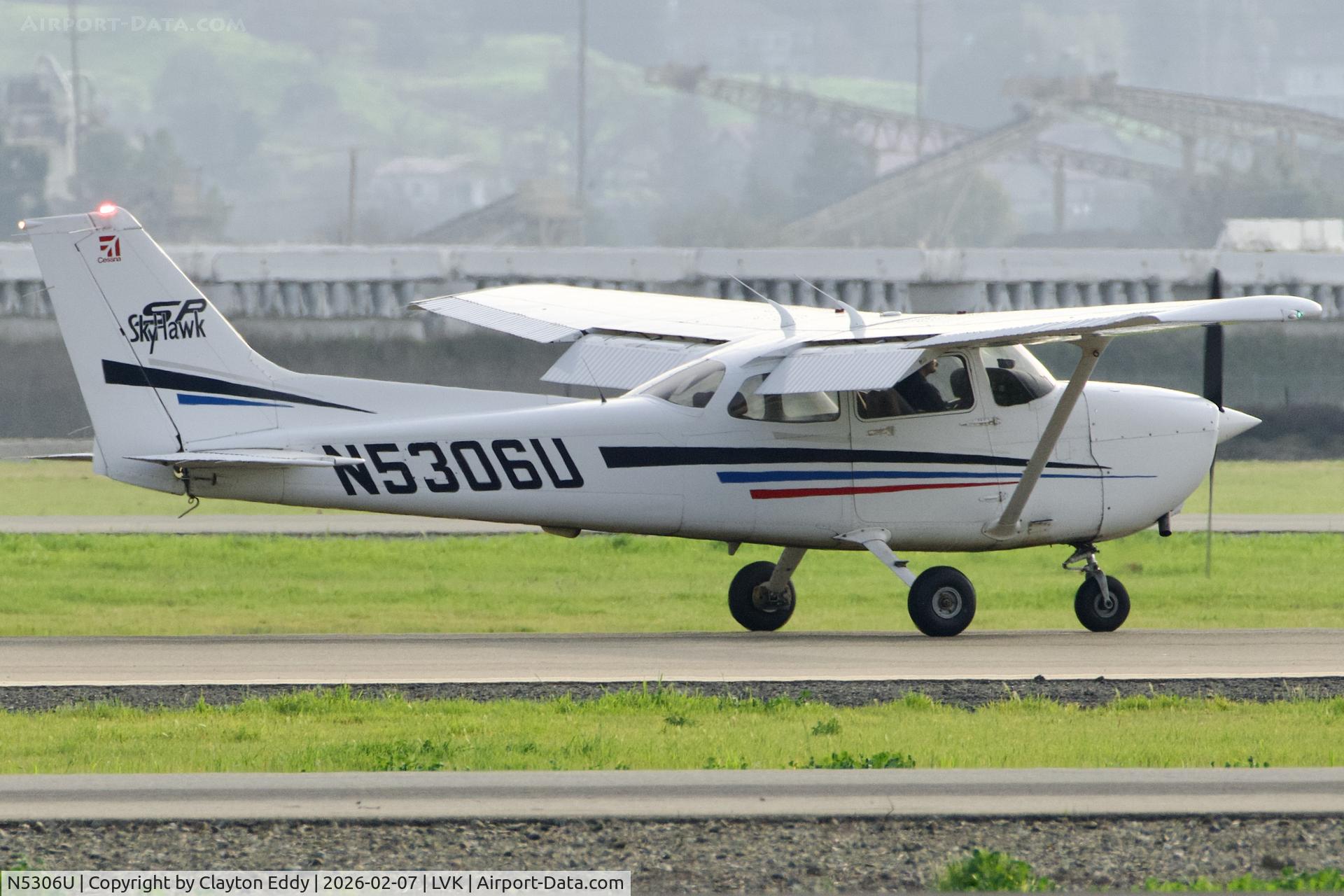 N5306U, 2002 Cessna 172S C/N 172S9264, Livermore airport in California 2026
