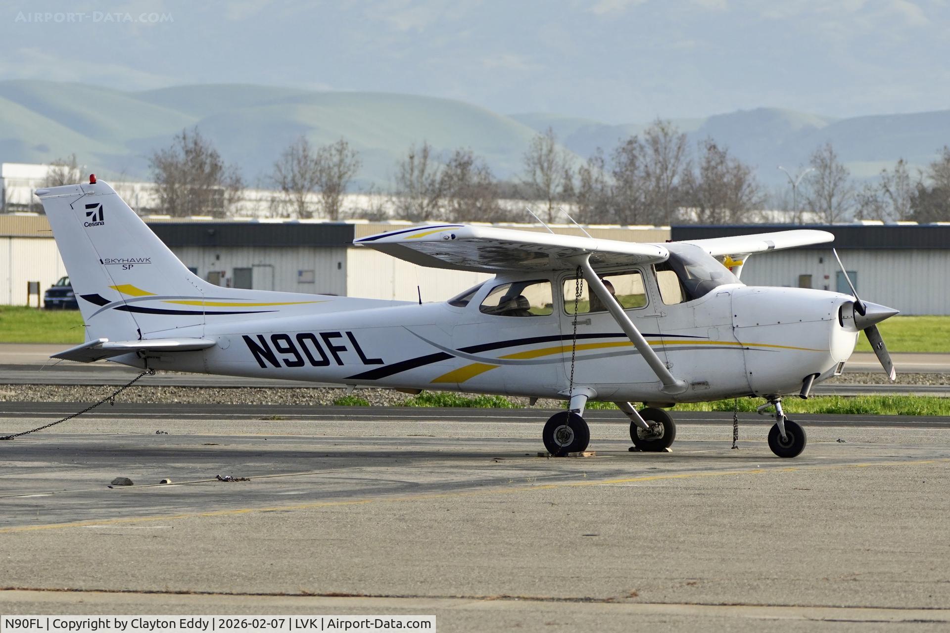 N90FL, 1998 Cessna 172R Skyhawk C/N 17280562, Livermore airport in California 2026