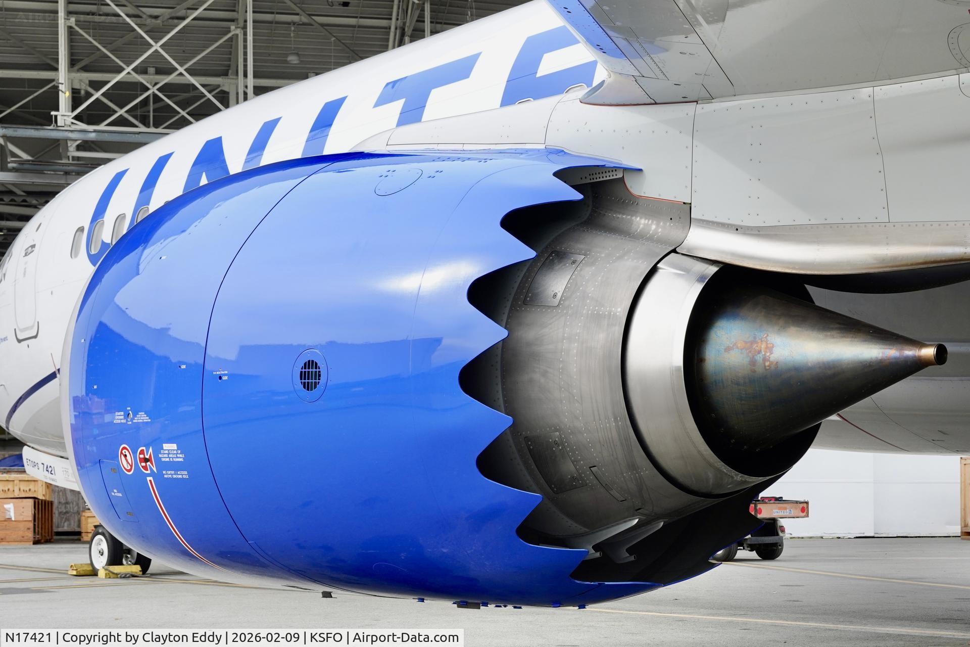 N17421, 2025 Boeing 737 MAX 9 C/N 67744, SFO 2025