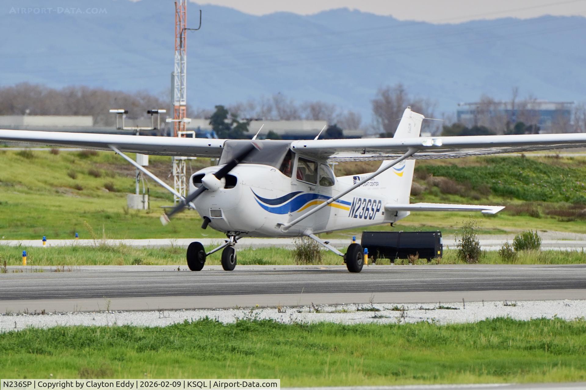 N236SP, 1999 Cessna 172S C/N 172S8213, San Carlos airport in California 2026