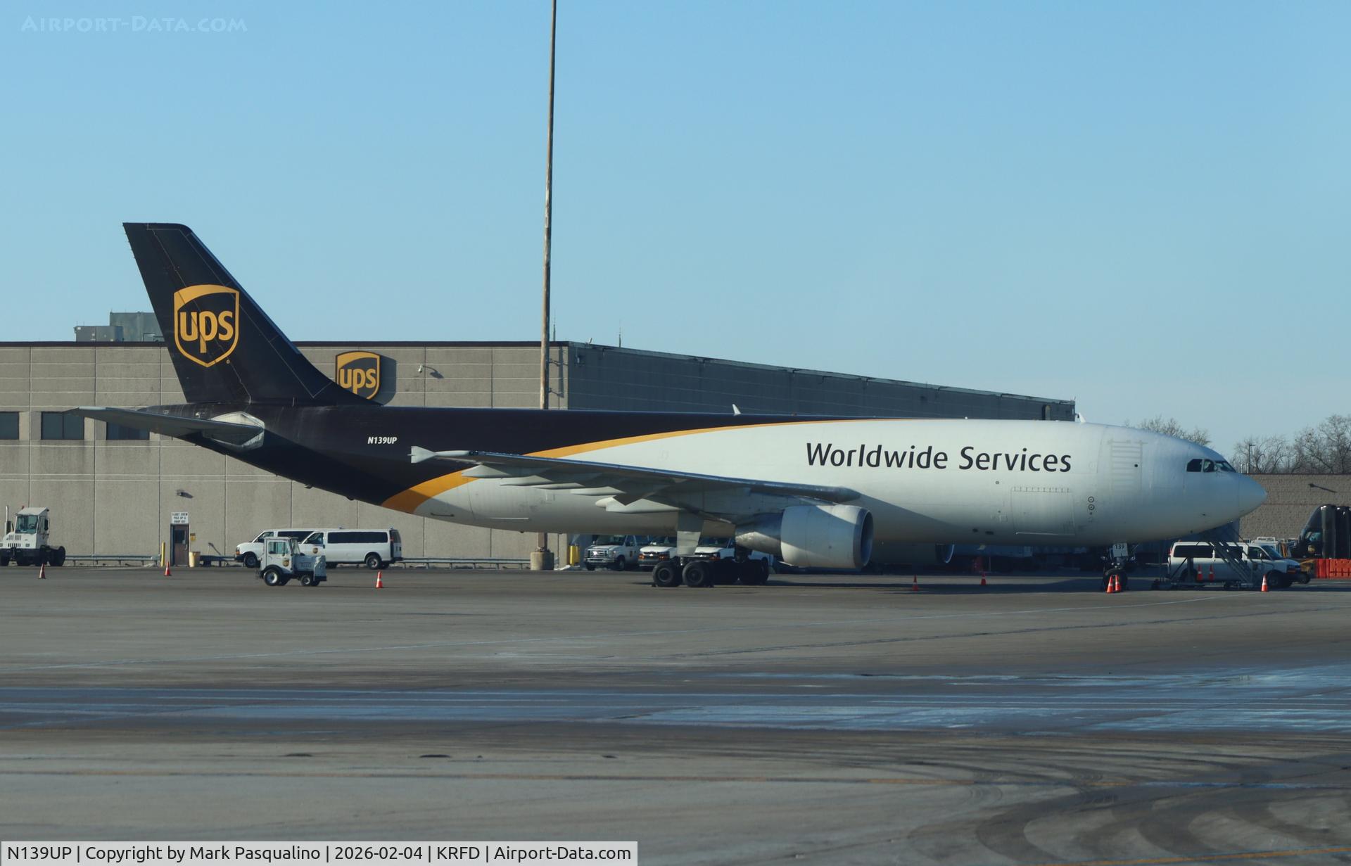 N139UP, 2001 Airbus A300F4-622R(F) C/N 0822, Airbus A300F4-622