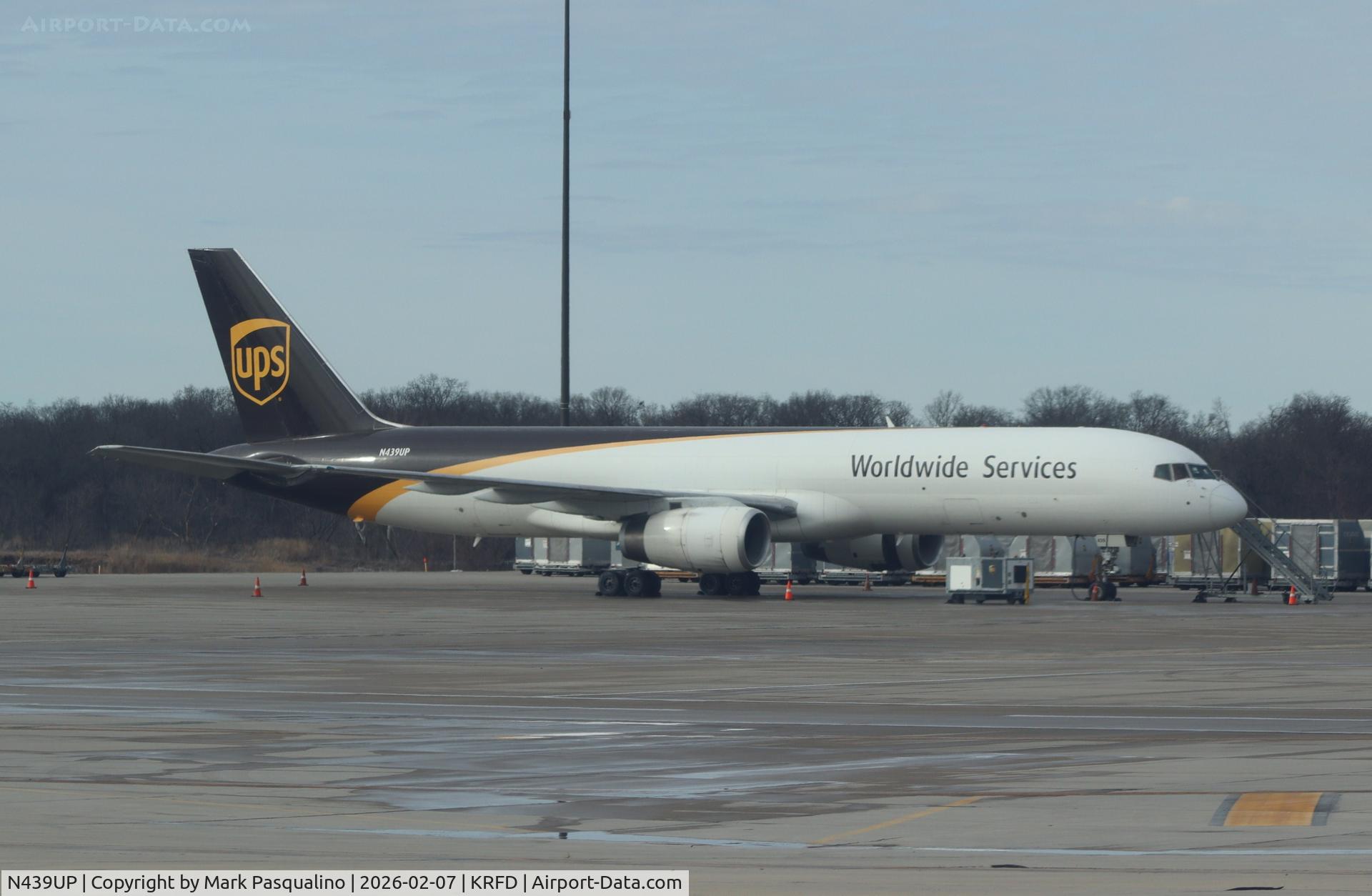 N439UP, 1994 Boeing 757-24APF C/N 25470, Boeing 757-24APF