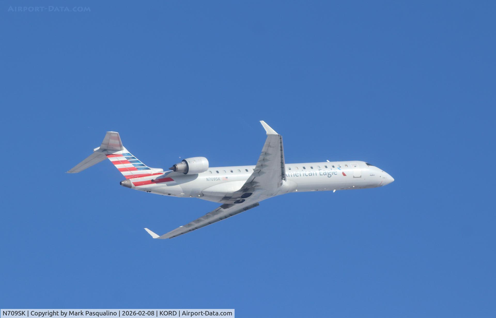 N709SK, 2004 Bombardier CRJ-701ER (CL-600-2C10) Regional Jet C/N 10159, CL-600-2C10