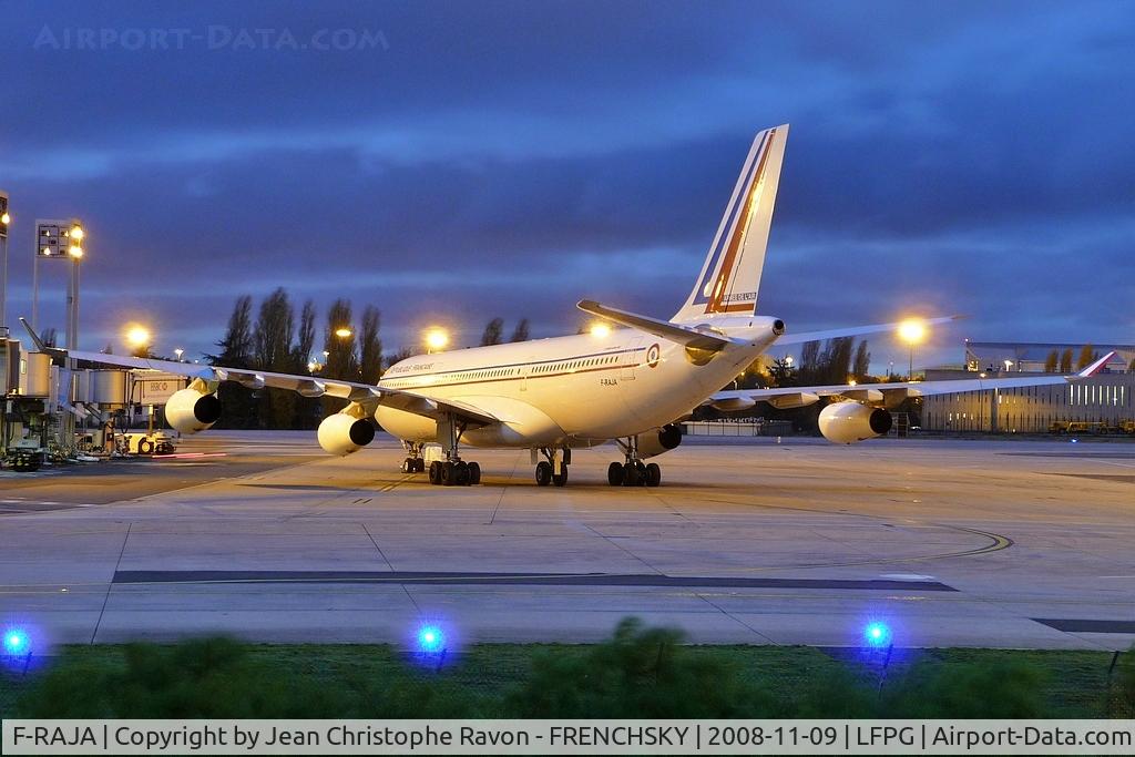 F-RAJA, 1995 Airbus A340-212 C/N 075, French Air Force at CDG terminal 1