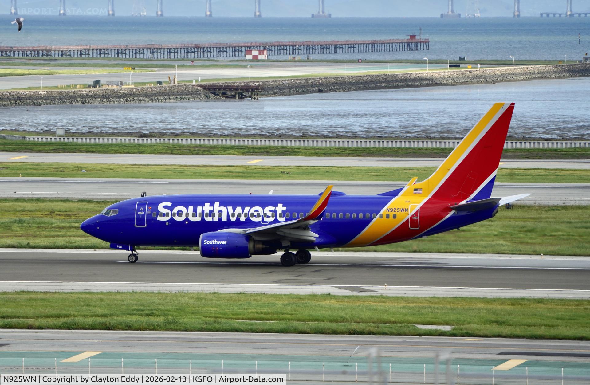 N925WN, 2008 Boeing 737-7H4 C/N 36630, SFO 2026