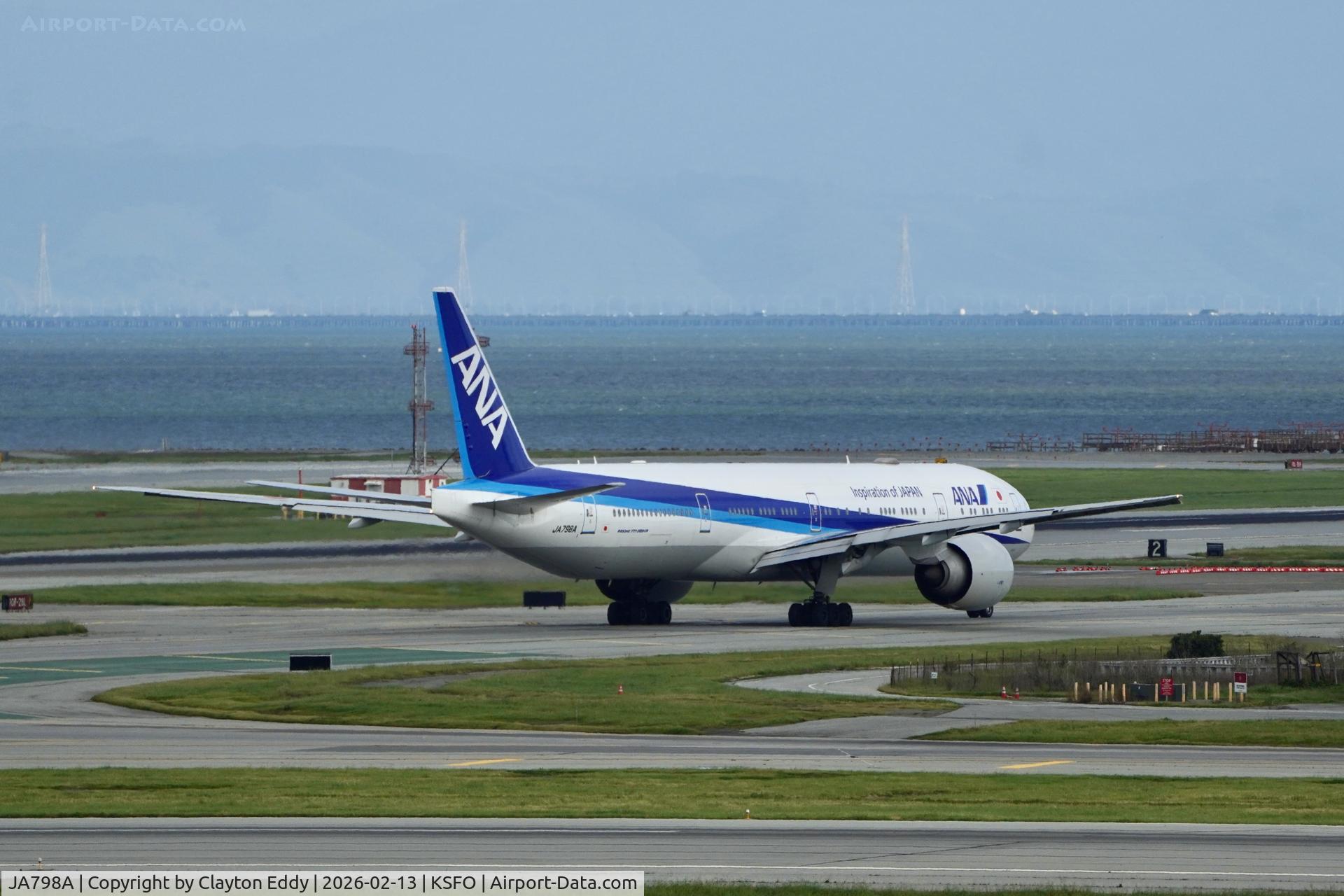 JA798A, 2019 Boeing 777-300 (ER) C/N 61517, SFO 2026