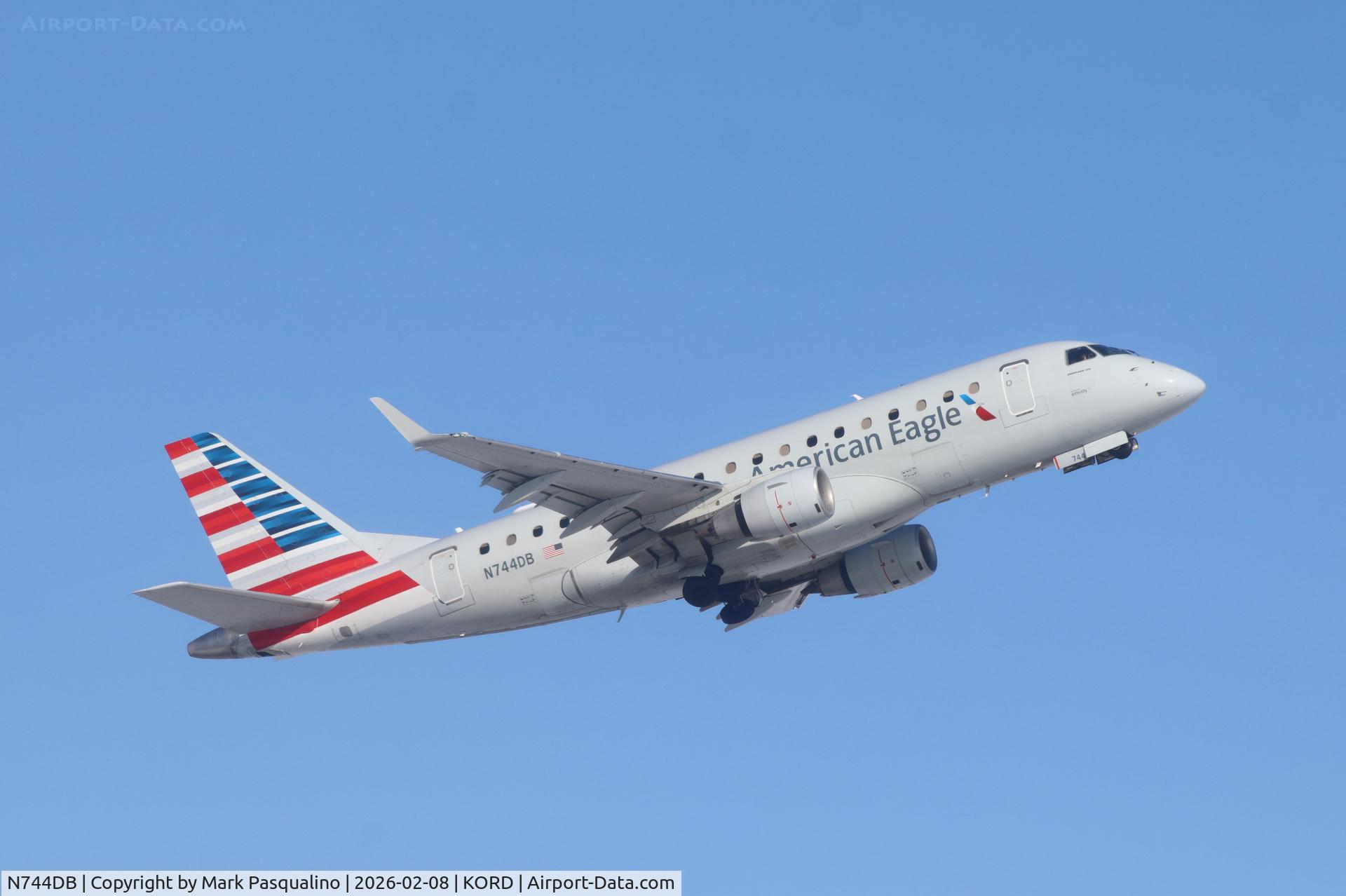 N744DB, 2006 Embraer 170SE (ERJ-170-100SE) C/N 17000130, ERJ-170-100SE