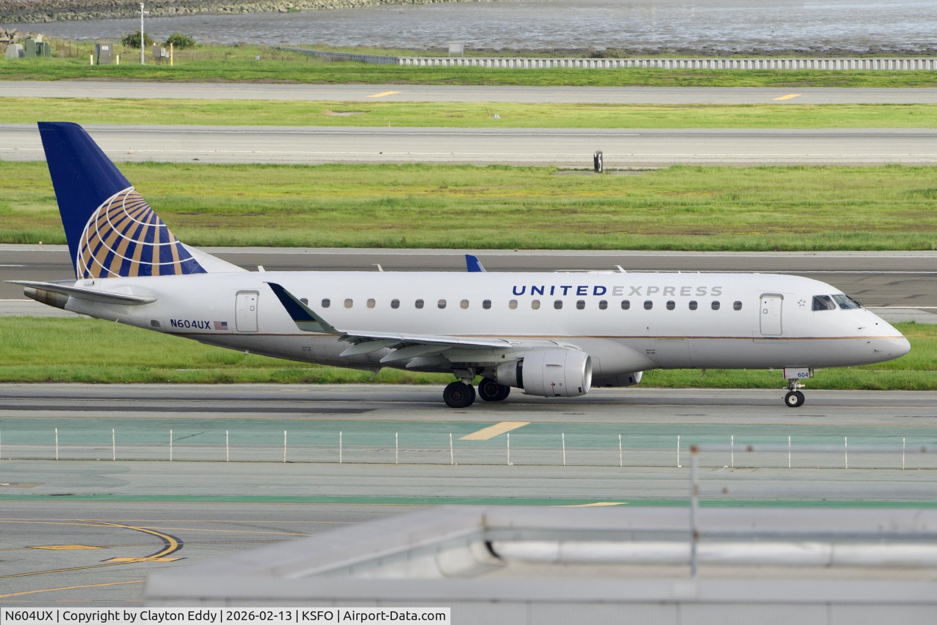 N604UX, 2019 Embraer 175LR (ERJ-170-200LR) C/N 17000798, SFO 2026