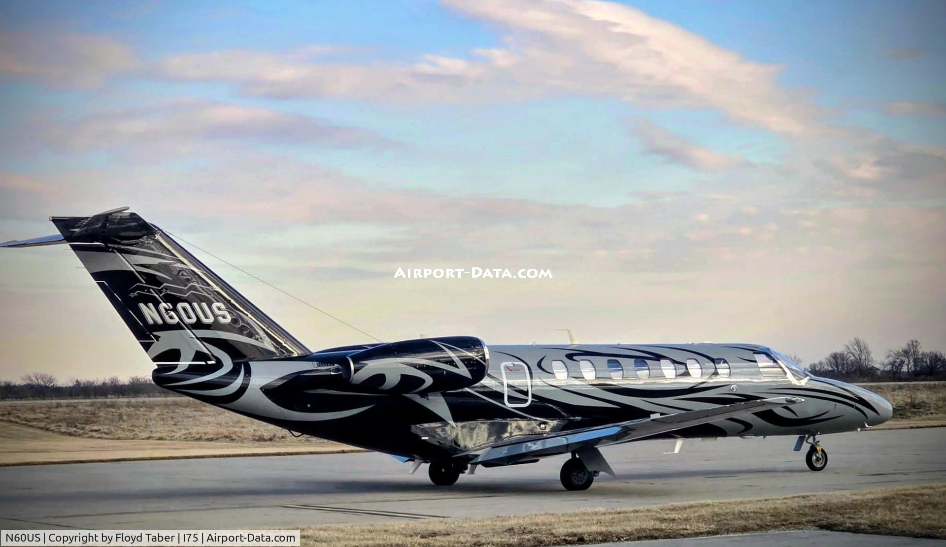 N60US, 1973 Piccard AX-6 C/N 660, At the ramp Osceola Iowa