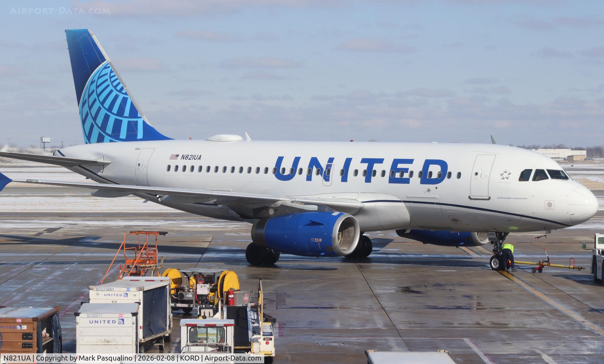 N821UA, 1998 Airbus A319-131 C/N 944, Airbus A319-131