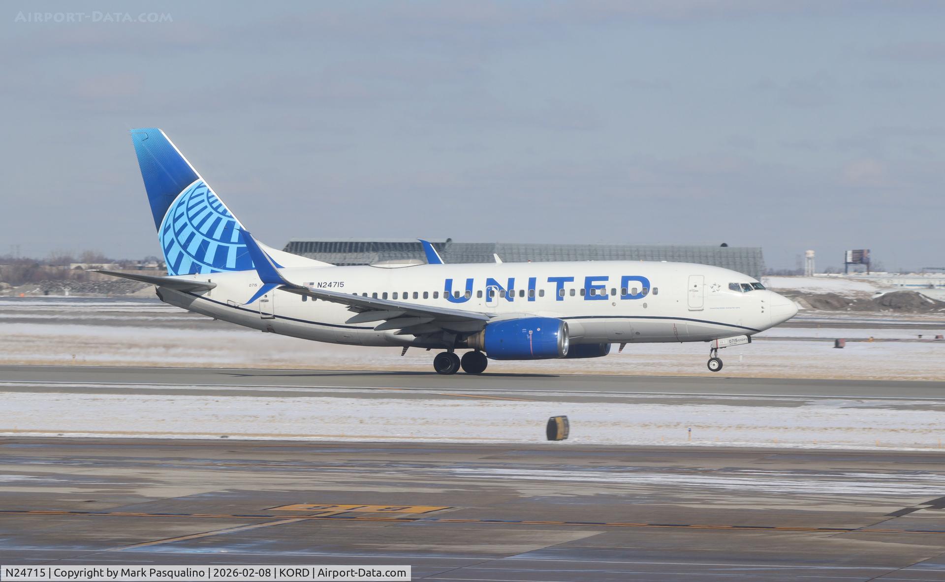 N24715, 1998 Boeing 737-724 C/N 28786, Boeing 737-724