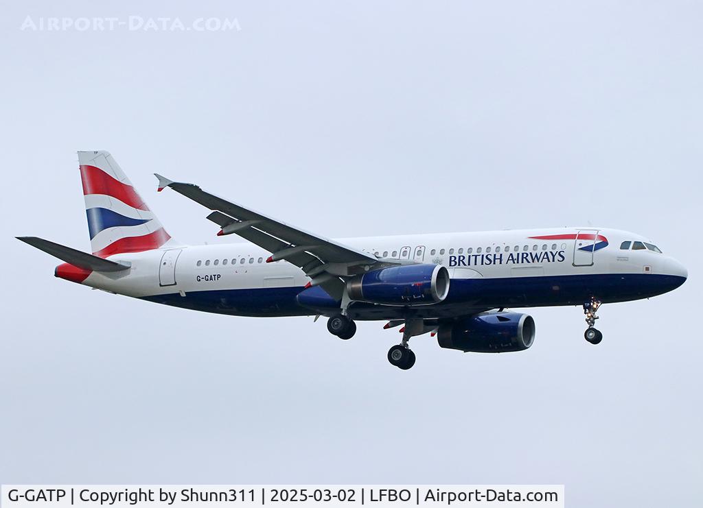 G-GATP, 2002 Airbus A320-232 C/N 1804, Landing rwy 32L