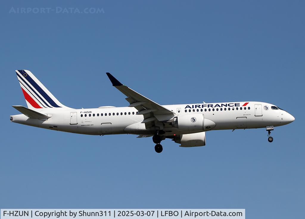 F-HZUN, 2022 Airbus A220-300 C/N 55187, Landing rwy 14R