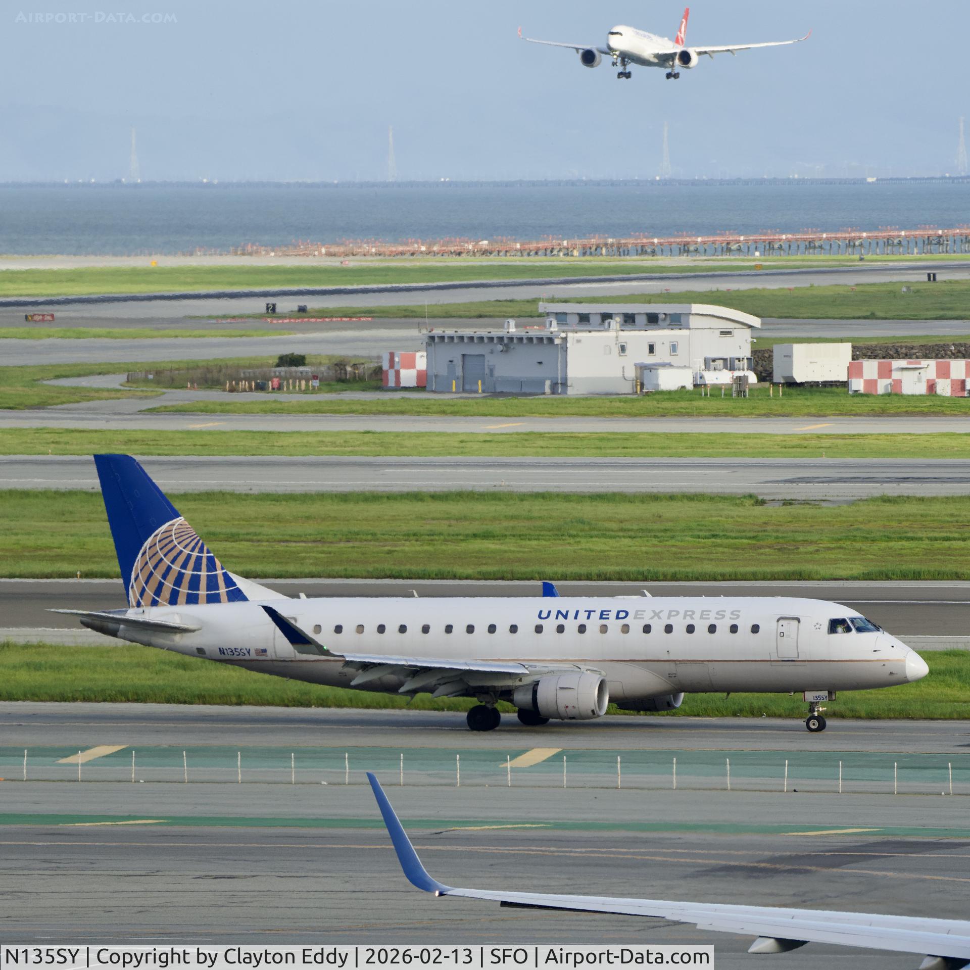 N135SY, 2015 Embraer 175LR (ERJ-170-200LR) C/N 17000460, SFO 2026