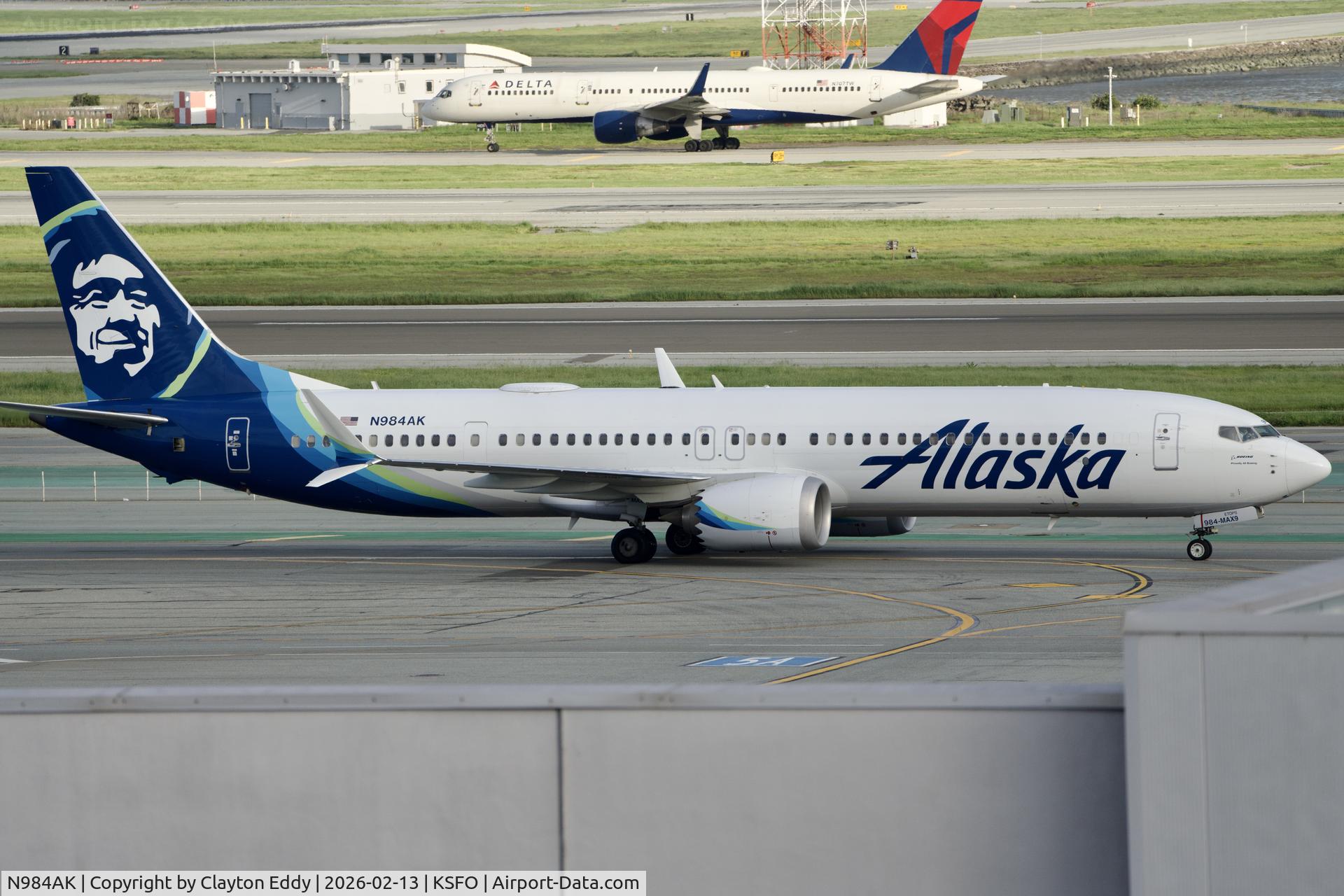 N984AK, 2023 Boeing 737 MAX 9 C/N 67499, SFO 2026