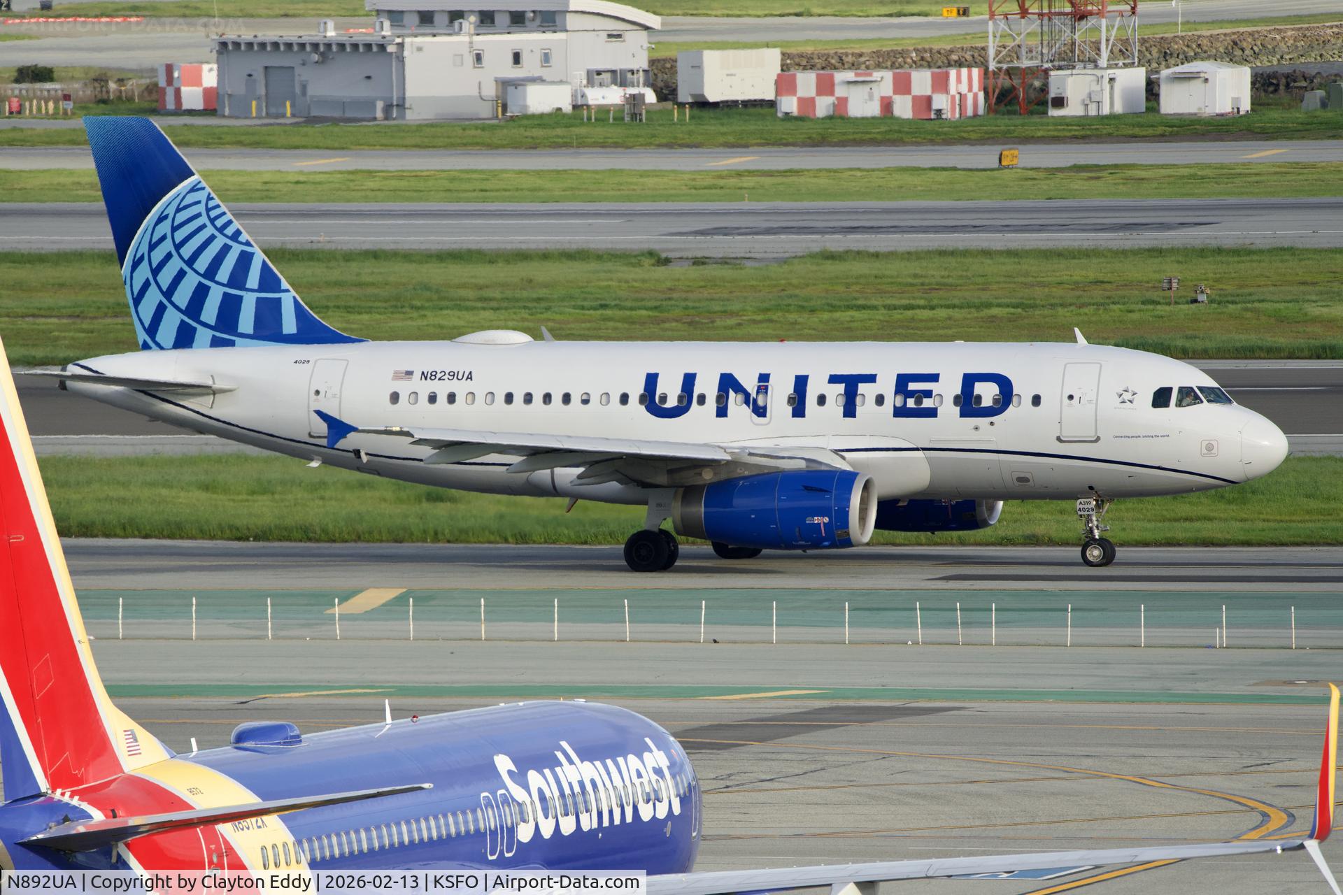N892UA, 2006 Airbus A319-132 C/N 2940, SFO 2026