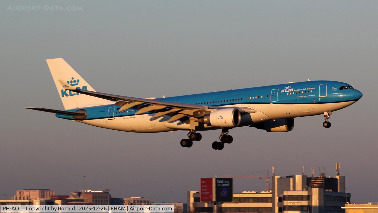 PH-AOL, 2008 Airbus A330-203 C/N 900, at eham