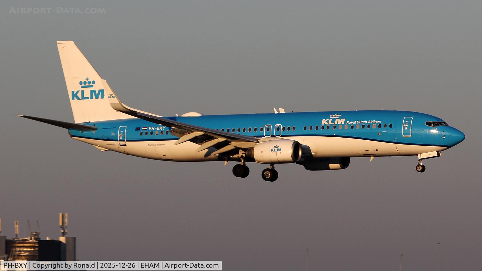 PH-BXY, 2008 Boeing 737-8K2 C/N 30372, at eham