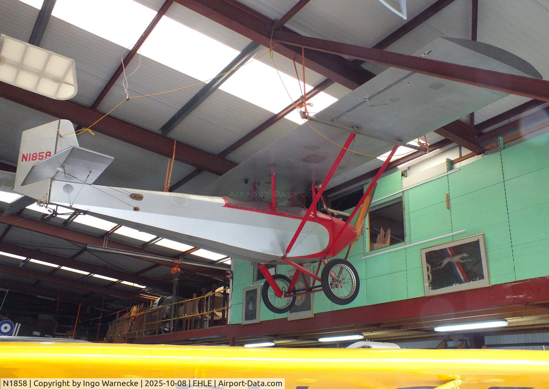 N1858, Pietenpol Air Camper C/N A7-1968, Pietenpol Air Camper at the Stichting Vroege Vogels / Early Birds Foundation at Lelystad airport