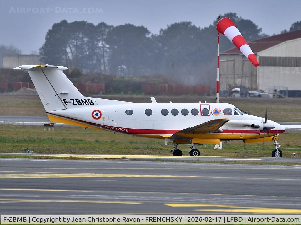 F-ZBMB, 1990 Beech 200 Super King Air C/N BB-1379, Bordeaux (BOD)	Nimes (FNI)	(BENGA9B)