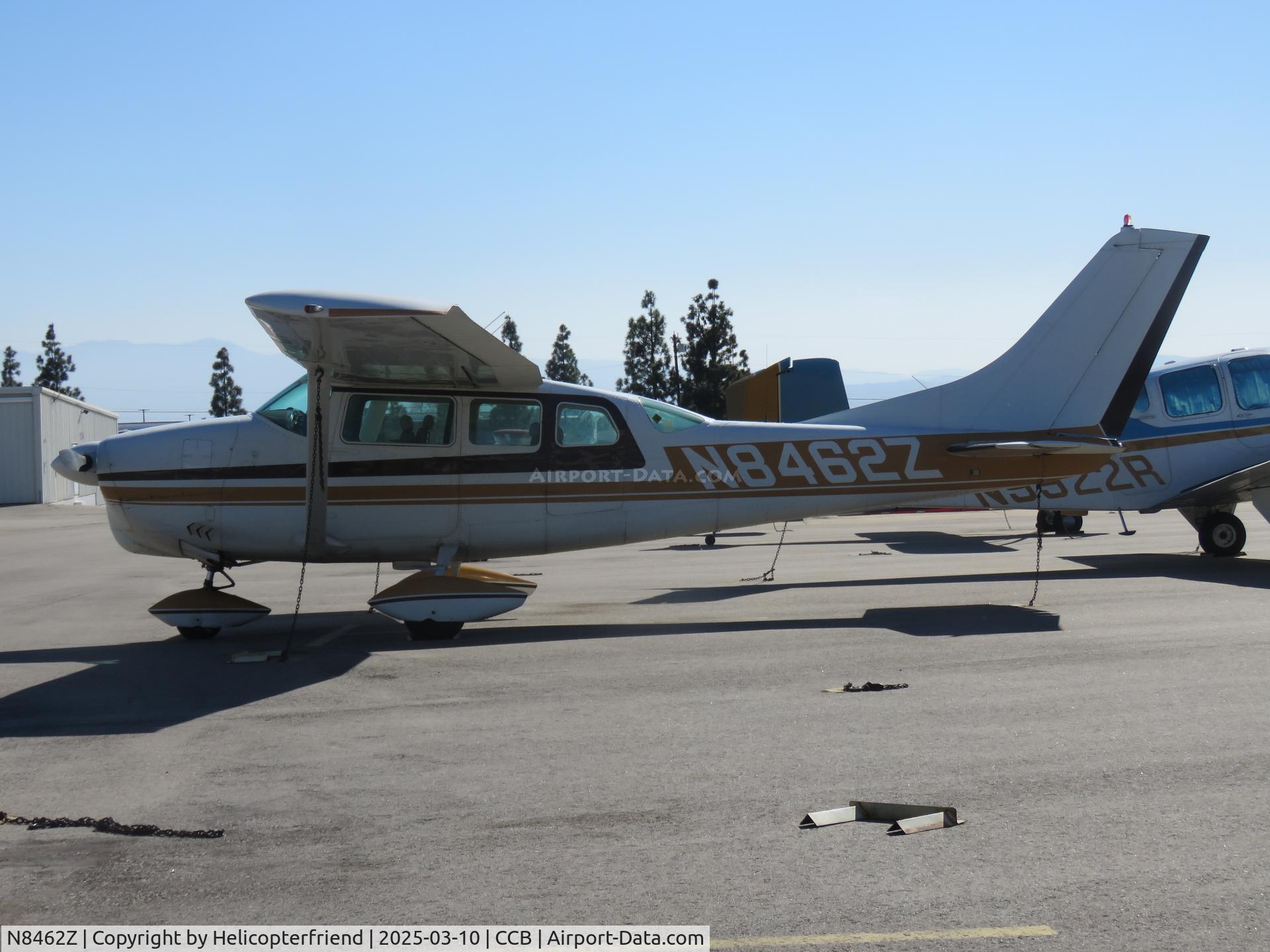 N8462Z, 1963 Cessna 210-5(205) C/N 205-0462, Parked in transit parking