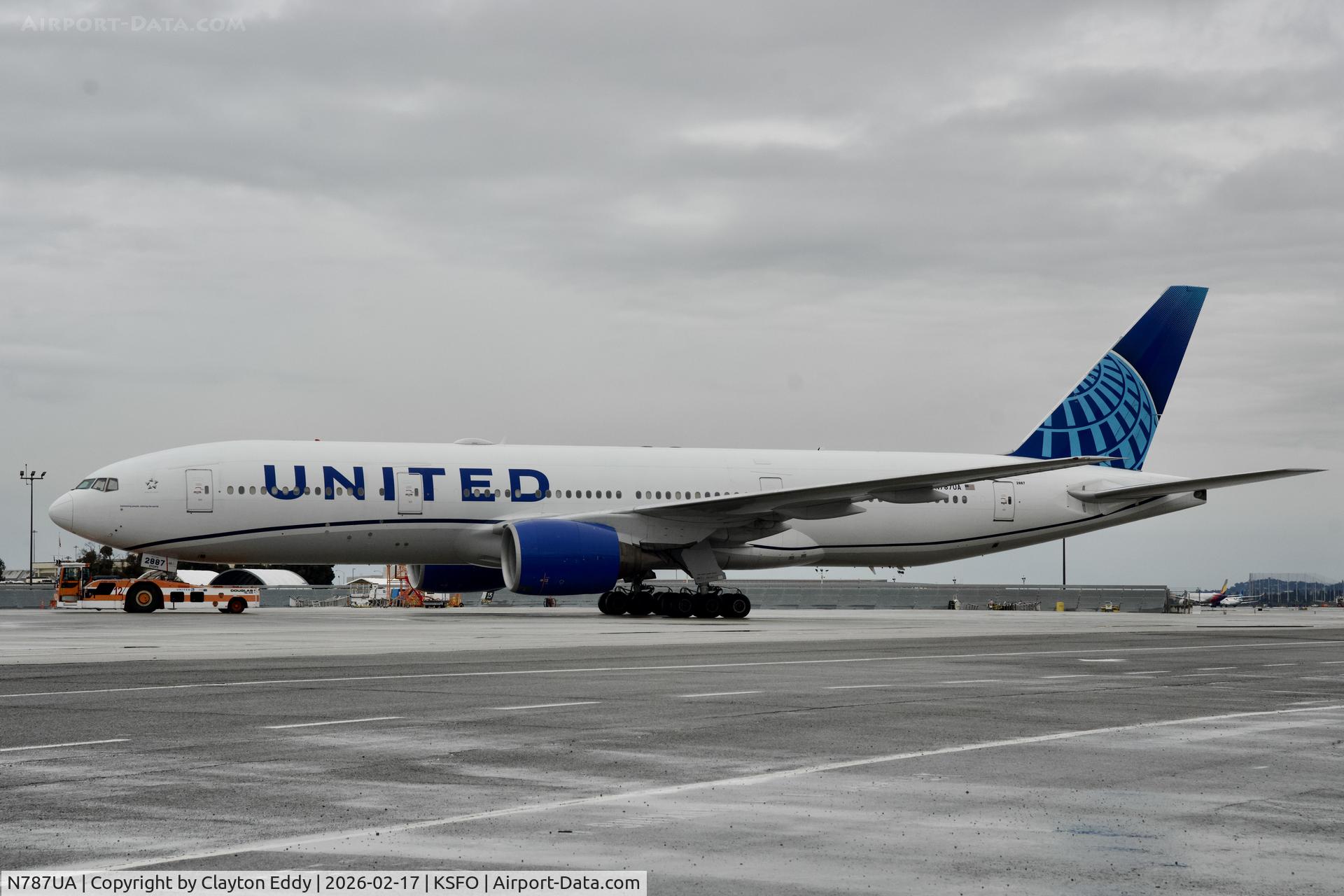 N787UA, 1997 Boeing 777-222 C/N 26939, SFO 2026
