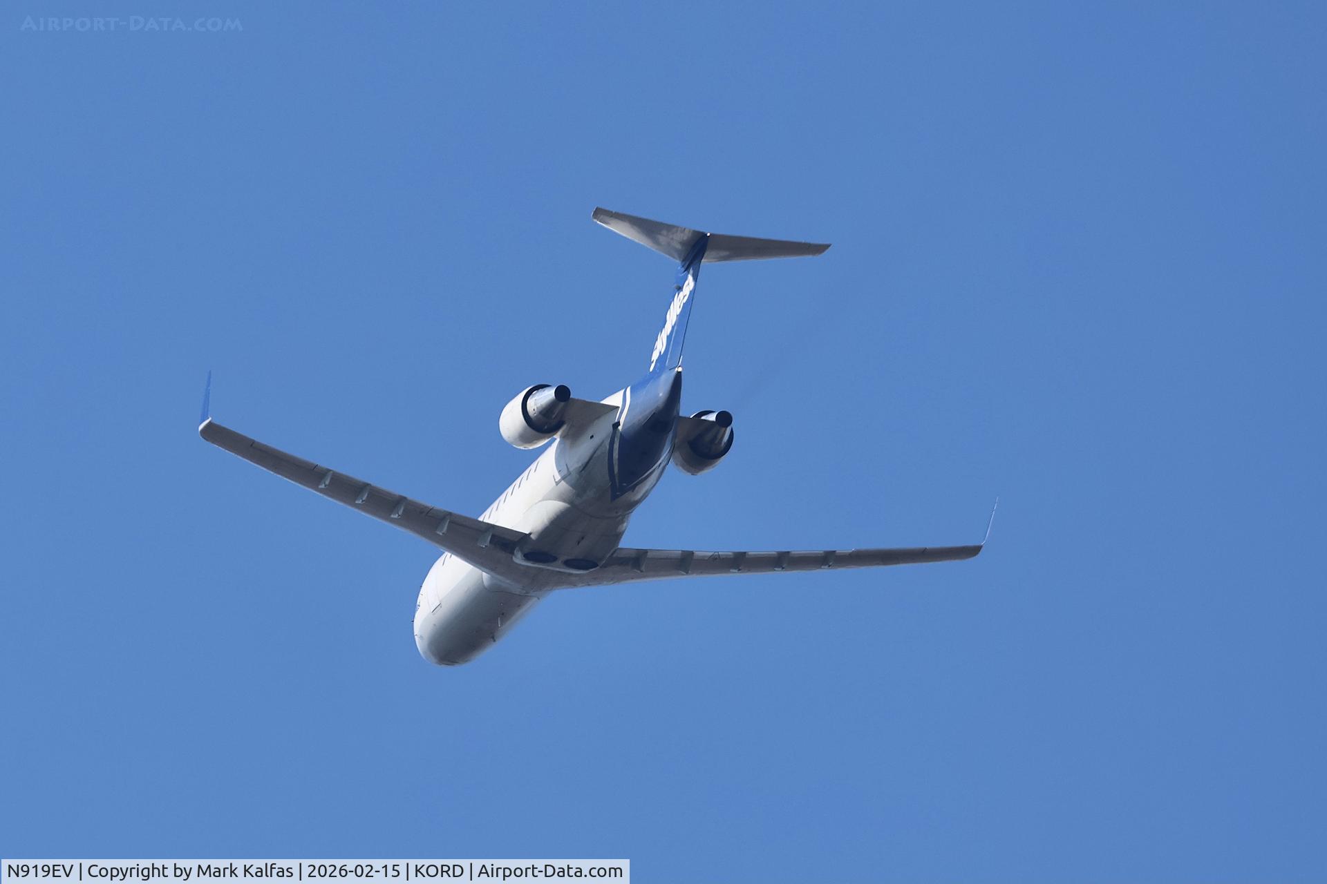 N919EV, 2003 Bombardier CRJ-200ER (CL-600-2B19) C/N 7780, CRJ2 SkyWest/United Express Canadair Regional Jet CRJ-200 N919EV, SKW5063 ORD-FOD
