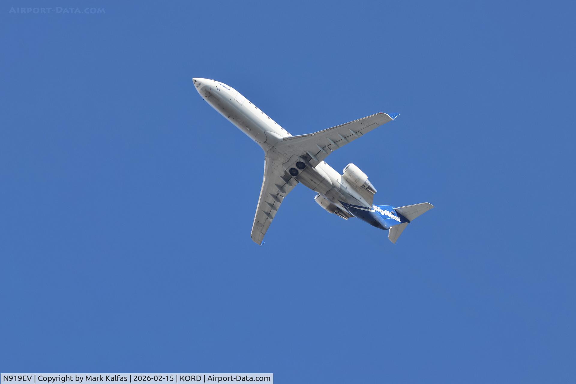 N919EV, 2003 Bombardier CRJ-200ER (CL-600-2B19) C/N 7780, CRJ2 SkyWest/United Express Canadair Regional Jet CRJ-200 N919EV, SKW5063 ORD-FOD