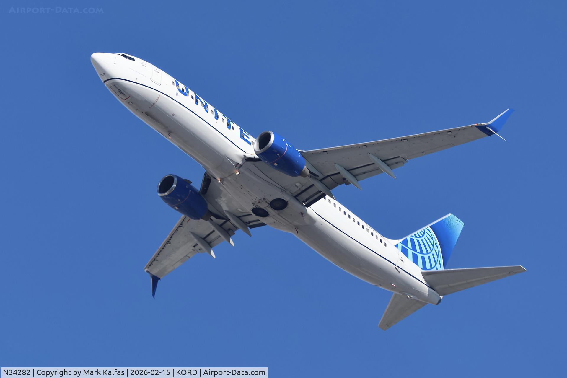 N34282, 2004 Boeing 737-824 C/N 31634, B738 United Boeing 737-824 N34282, UA1285 ORD-PIT