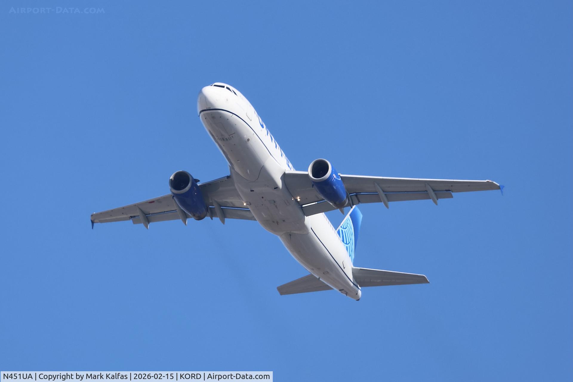 N451UA, 1998 Airbus A320-232 C/N 865, A320 United Airbus A320-232 N451UA, UA561 ORD-MCI