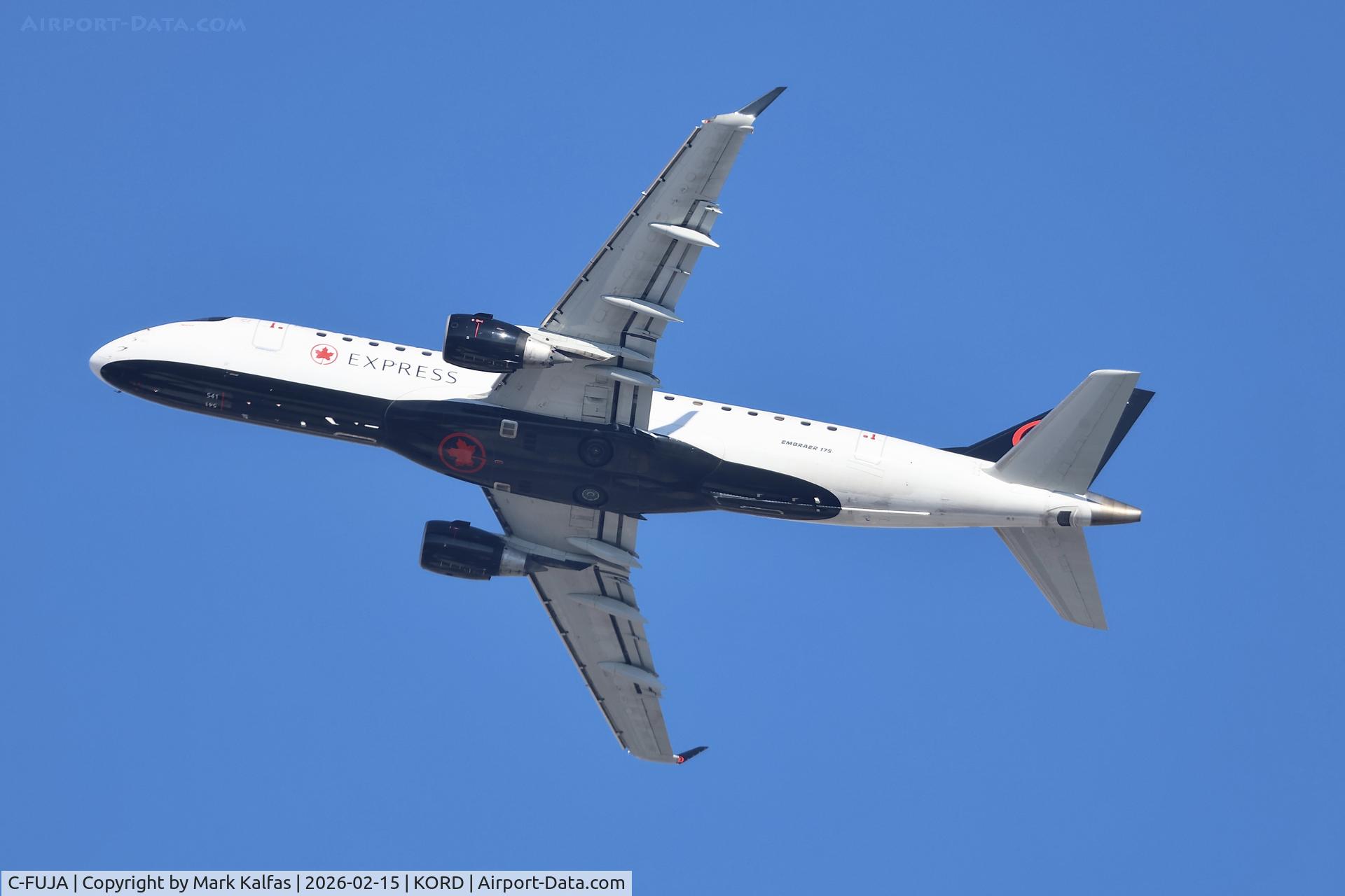 C-FUJA, 2009 Embraer 175SU (ERJ-170-200SU) C/N 17000272, E175 JAZZ / Air Canada Express Embraer ERJ 175 C-FUJA, JZA8960 ORD-YUL