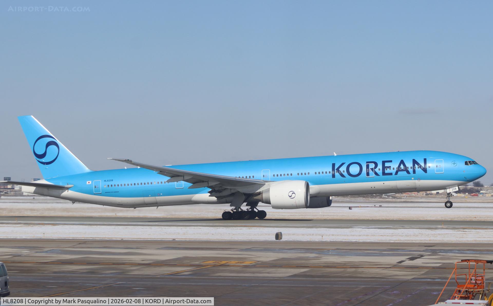 HL8208, 2010 Boeing 777-3B5/ER C/N 37645, Boeing 777-3B5/ER