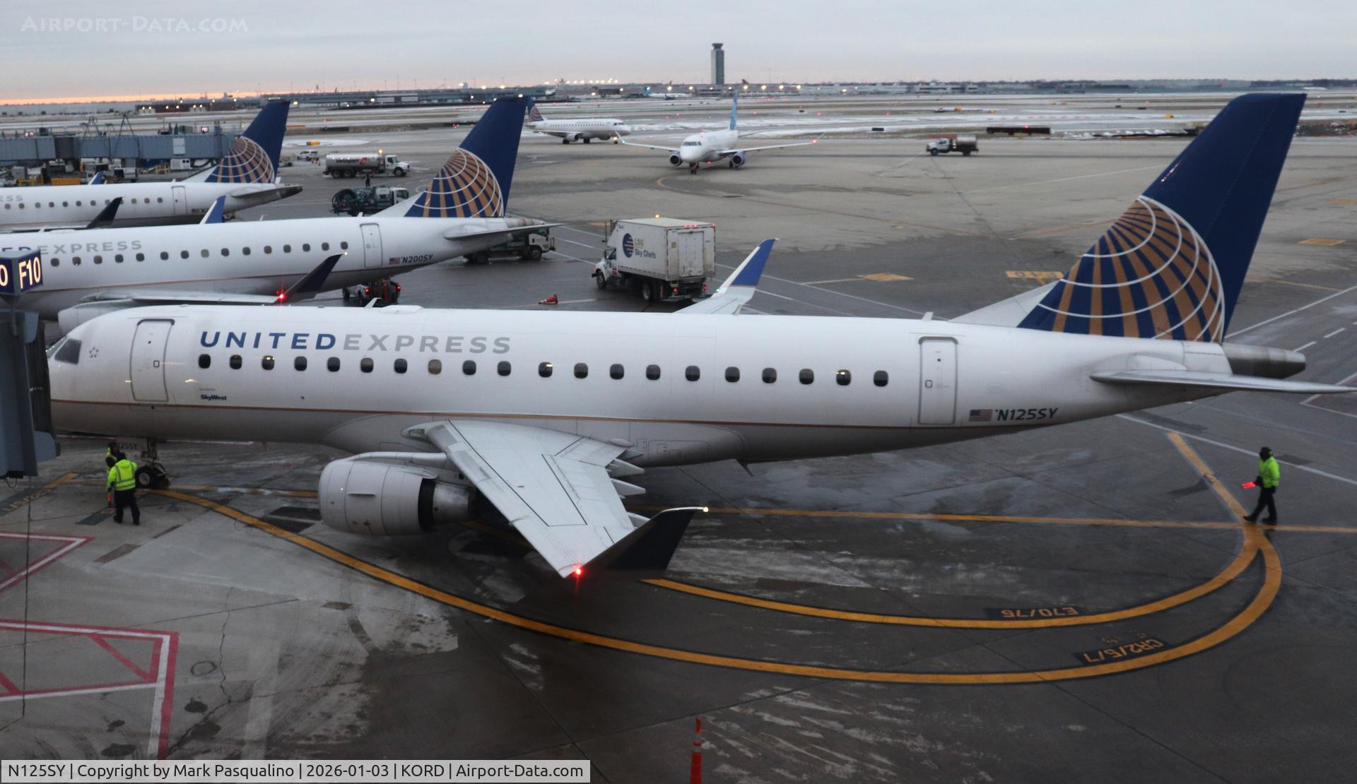 N125SY, 2014 Embraer 175LR (ERJ-170-200LR) C/N 17000440, ERJ-170-200LR