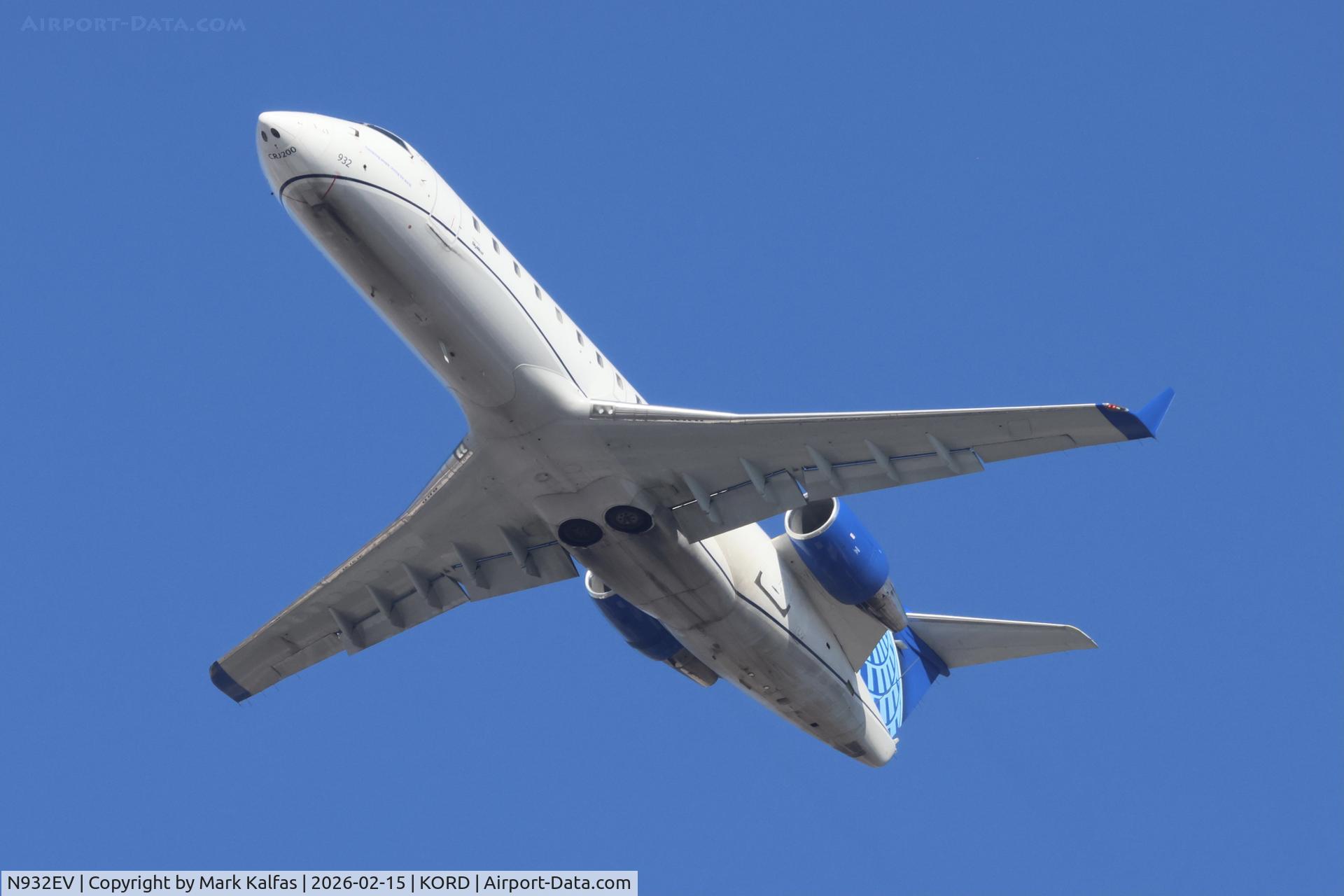 N932EV, 2005 Bombardier CRJ-200ER (CL-600-2B19) C/N 8016, CRJ2 SkyWest /United Express Canadair Regional Jet CRJ-200 N932EV SKW5496 ORD-SBN
