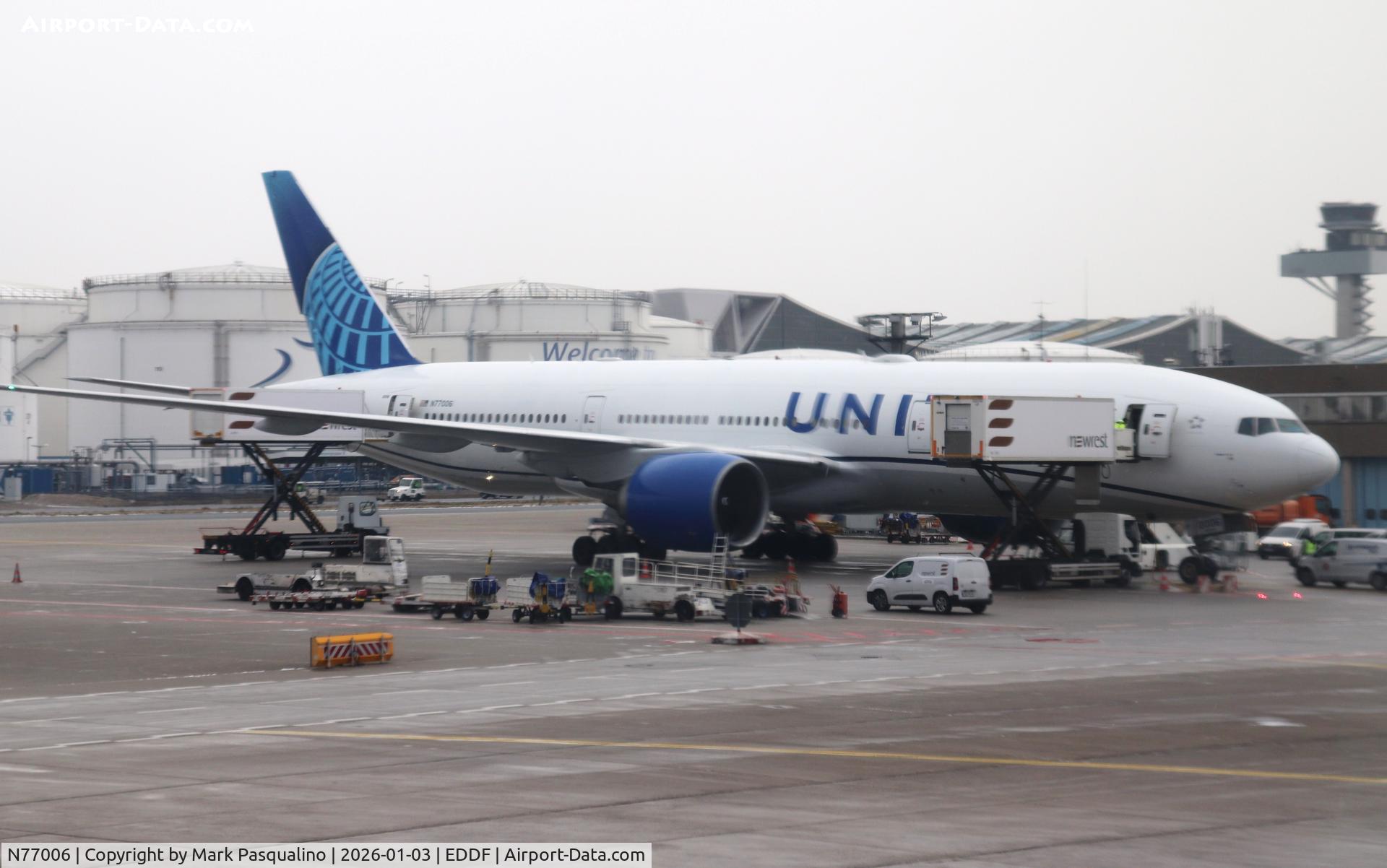 N77006, 1998 Boeing 777-224 C/N 29476, Boeing 777-224