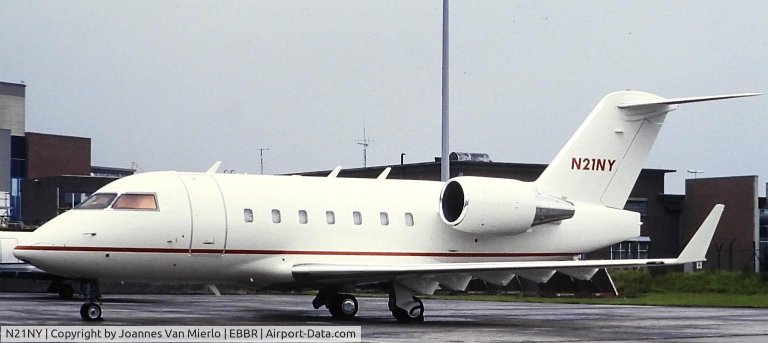 N21NY, 1993 Bombardier 601 3A/ER C/N 5126, ex-slide